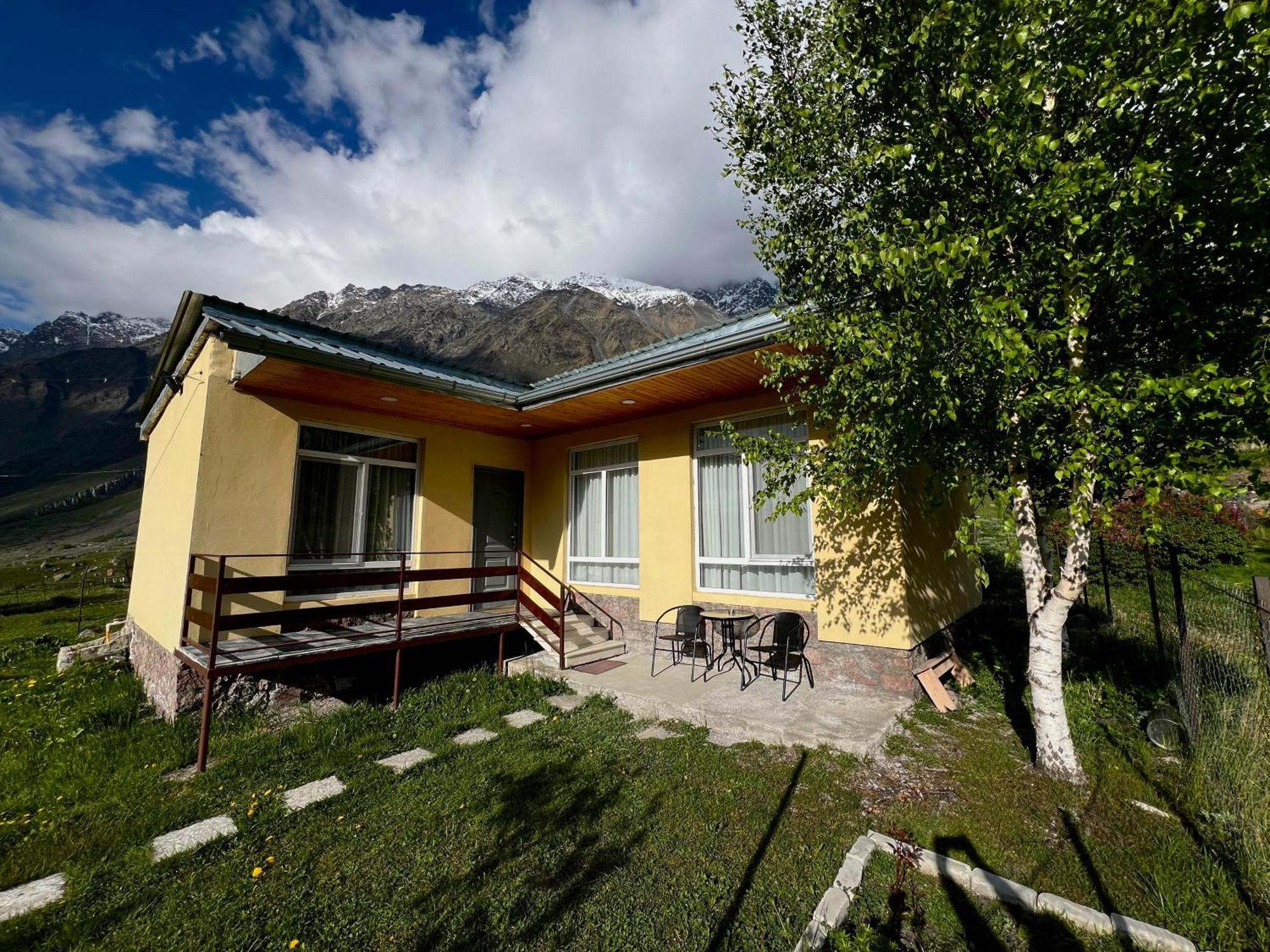 Mountain Kazbegi Apartment Esterno foto